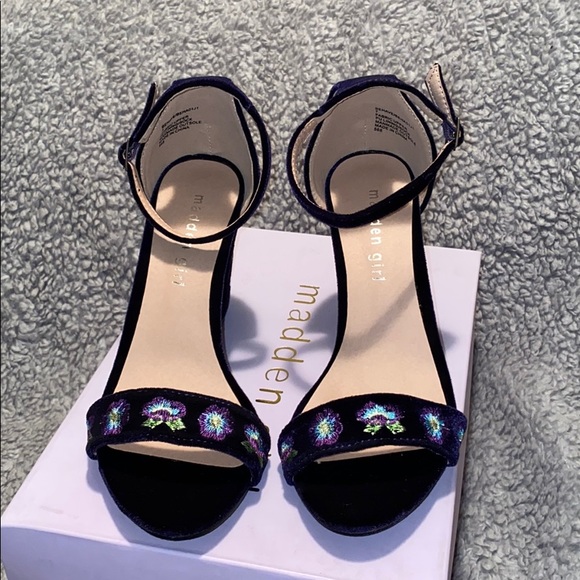 Madden Girl Behave Velvet Embroidered Block Heels - Picture 3 of 10